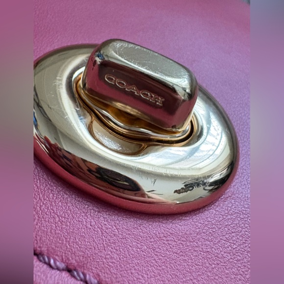 Coach F22348 Faye Carryall, Mixed Material Rouge/Gold - Picture 16 of 16